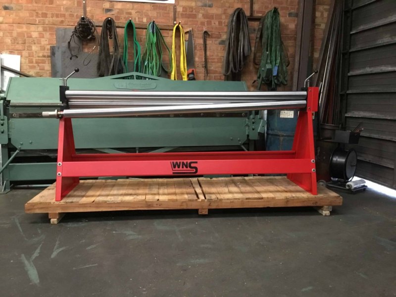 WNS Hand Bending Rolls 2000mm x 75mm x 1.0mm Capacity - WNS - W. Neal Services Ltd