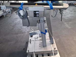 Inova Pharma Systems STS 1200 Edelstahl Zuführ- und Transportsystem