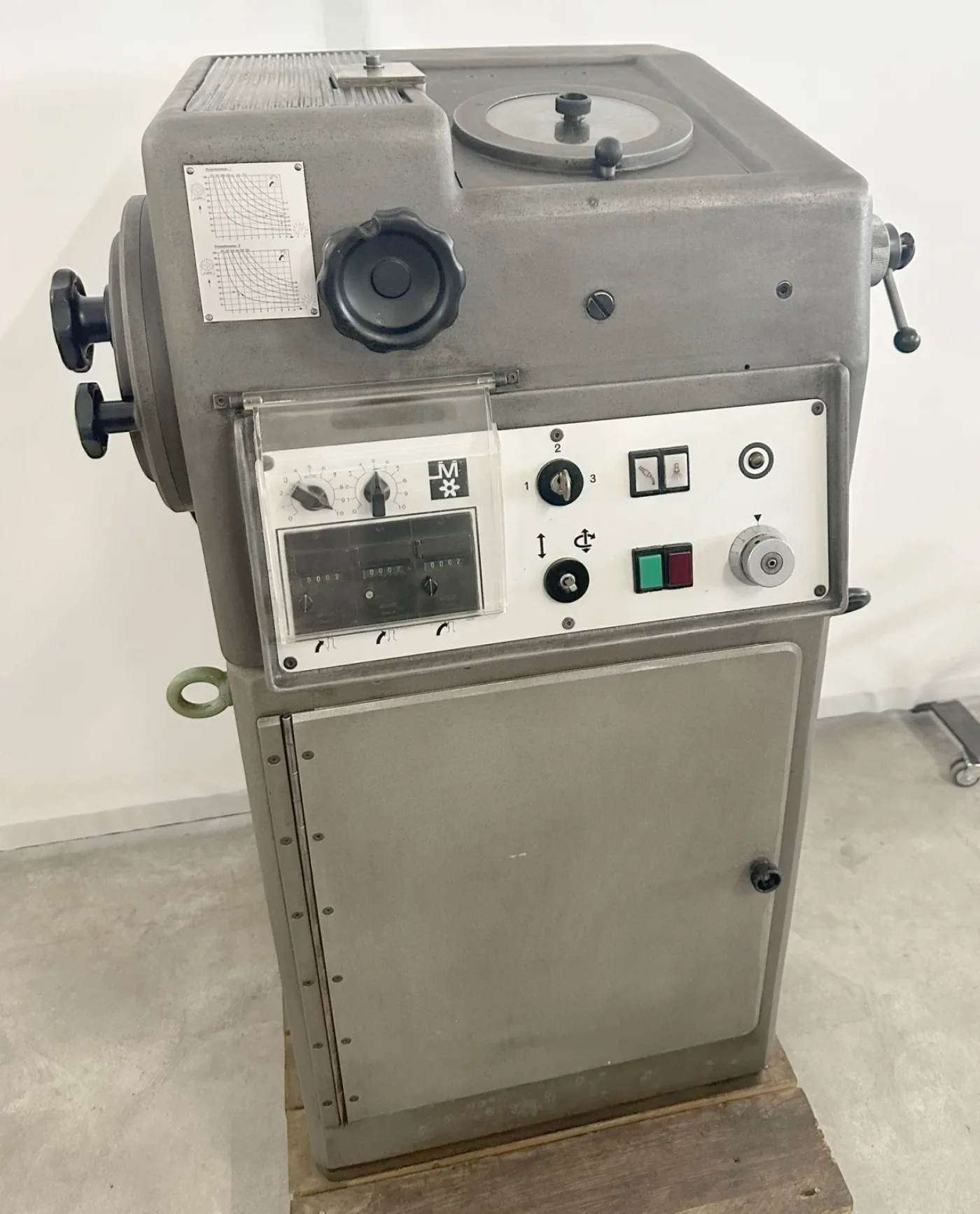 022526 - MIKRON A 60 - 1
