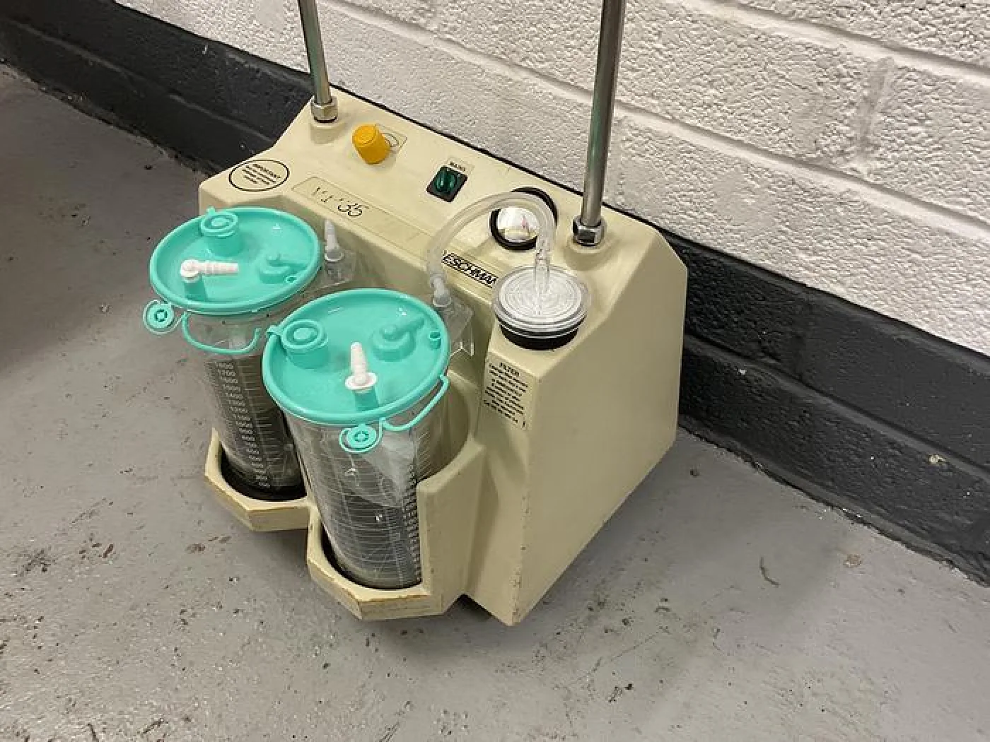Eschmann Twin bottle Suction unit VP35 - 2