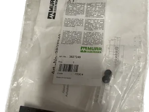 MURR-Electronic 3827249 Passiv-Vert. Schmal,6xM8,3pol,Steck. M16