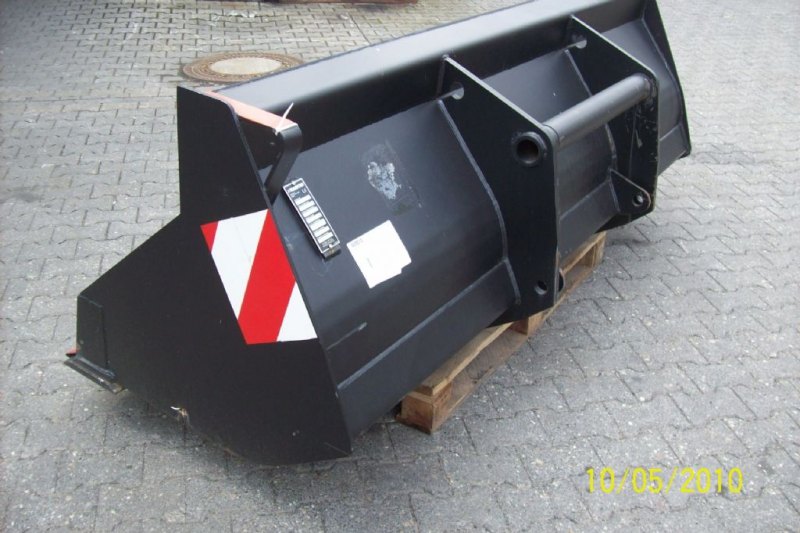 Manitou Erd- und Sandschaufel CBR 1000ccm