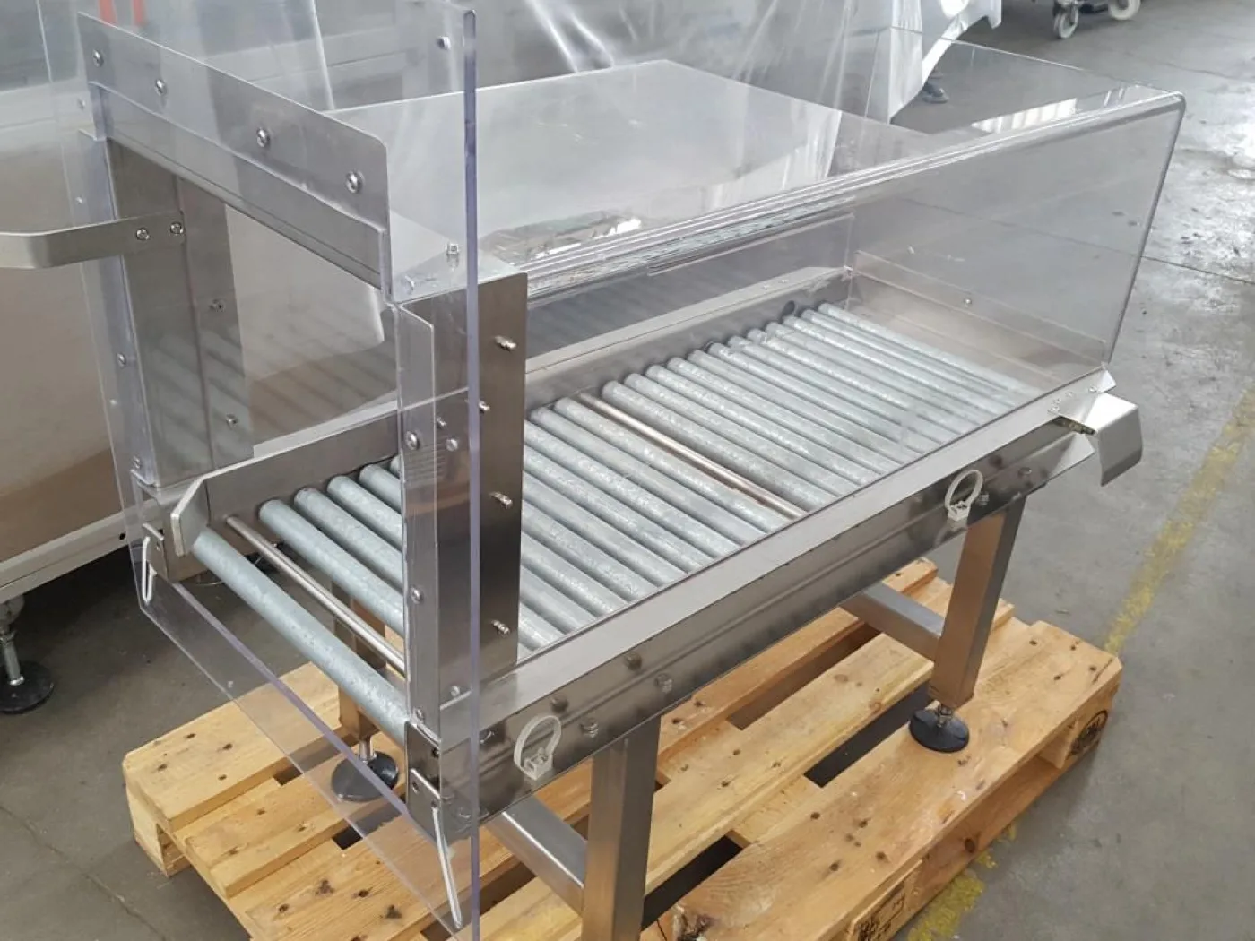 NASTRO TRASPORTATORE A RULLI - 3