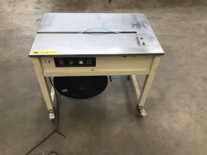 Strapping machine