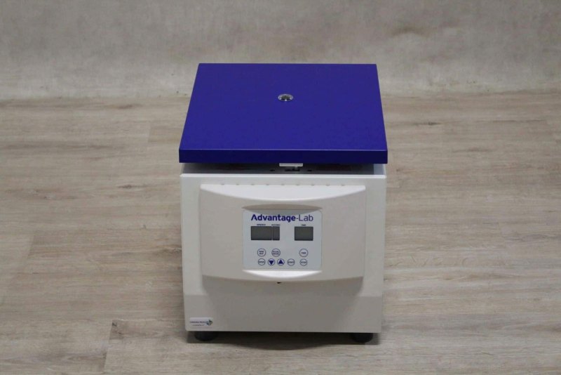 Advantage-Lab AL06-02-230 Universal Centrifuge