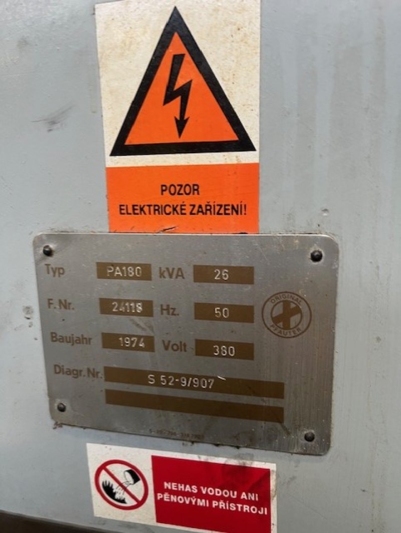 Gear hobbing machine – PFAUTER PA180