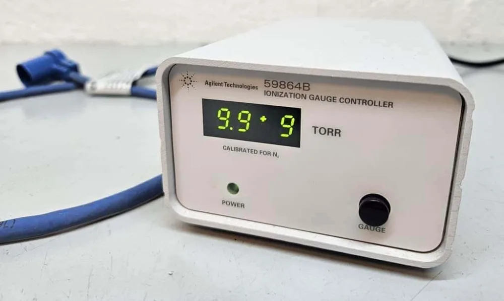 Agilent 59864B Ionization Gauge Controller