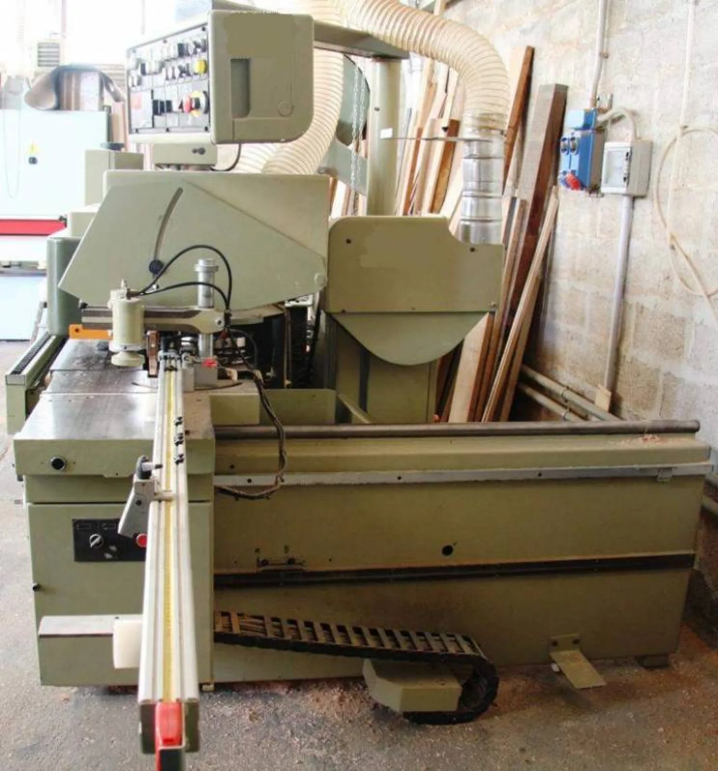 CENTRO DI LAVORO ANGOLARE PER SERRAMENTI SCM MOD. MULTIFLEX versione B - 2