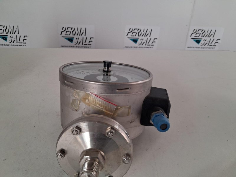 WIKA 831.12 Pressure Gauge -1 to +3 bar with Inductive Contact