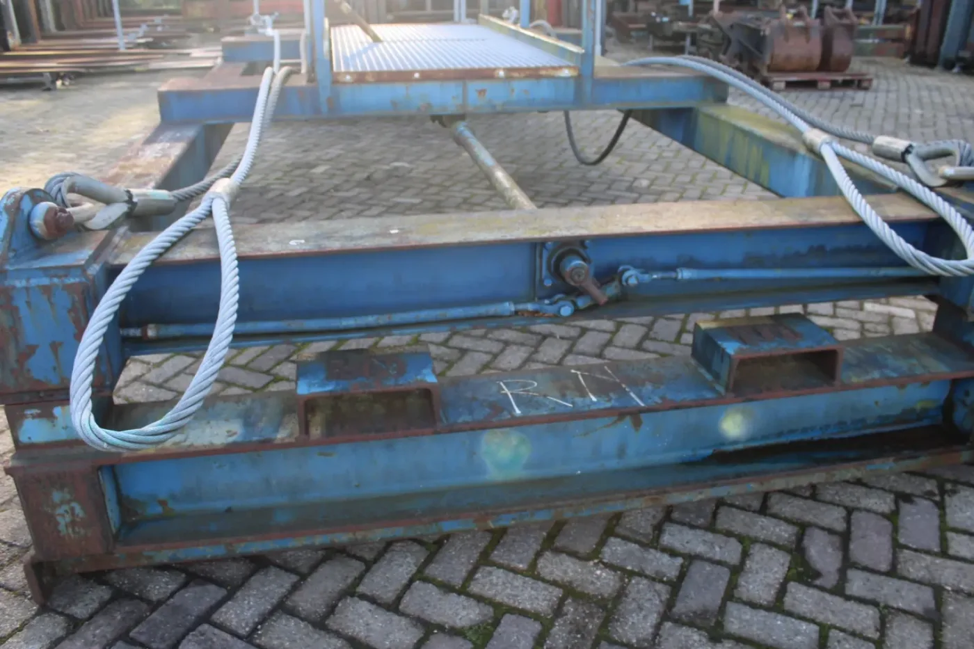 20 Ft Container Spreader Cap. 35 Ton - 7
