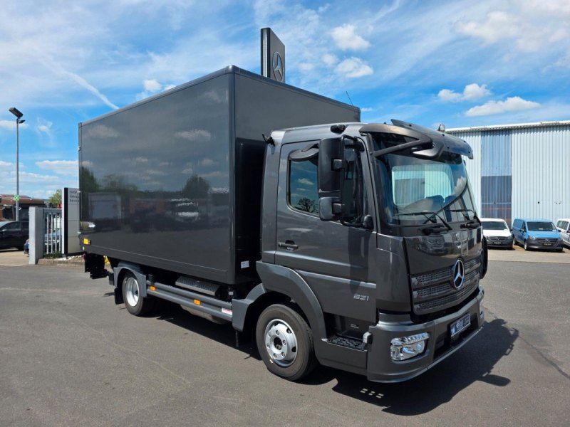 Mercedes Benz Atego 821 L LBW 1.500kg Standheizung Camera