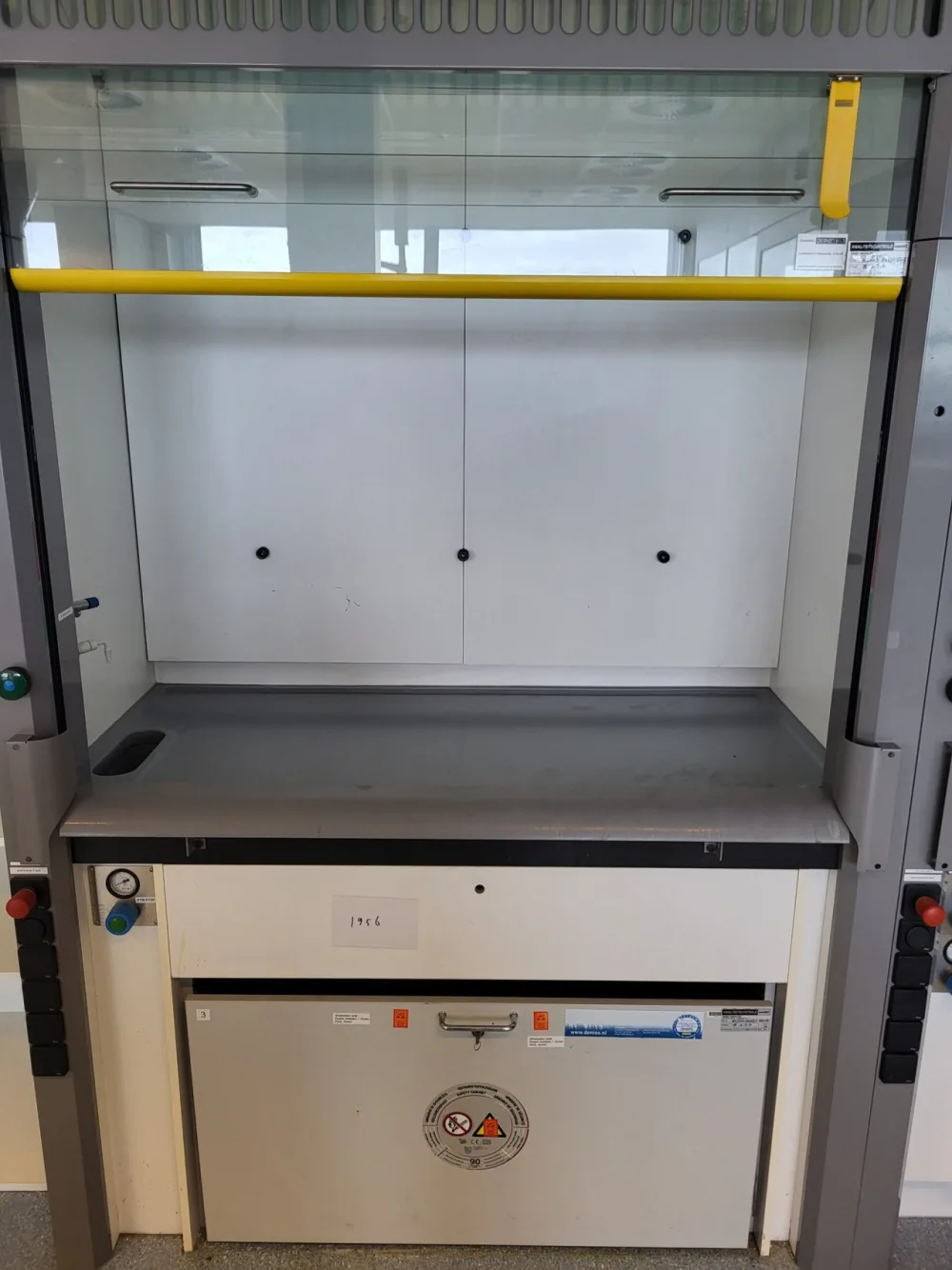 1956 - Used S+B Fumehood (150cm)