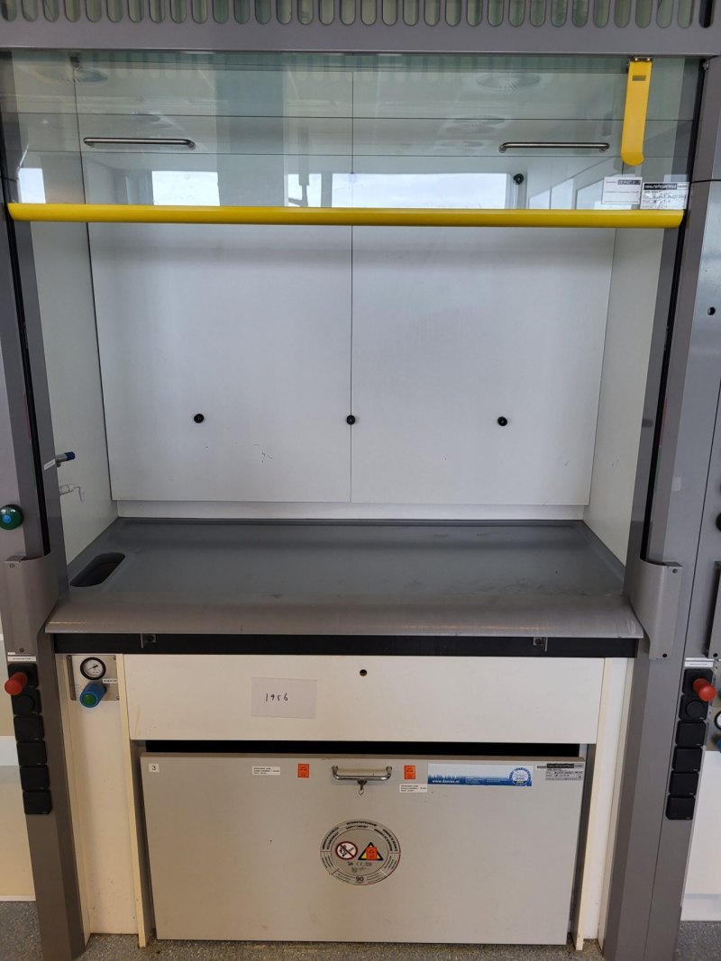 1956 - Used S+B Fumehood (150cm)