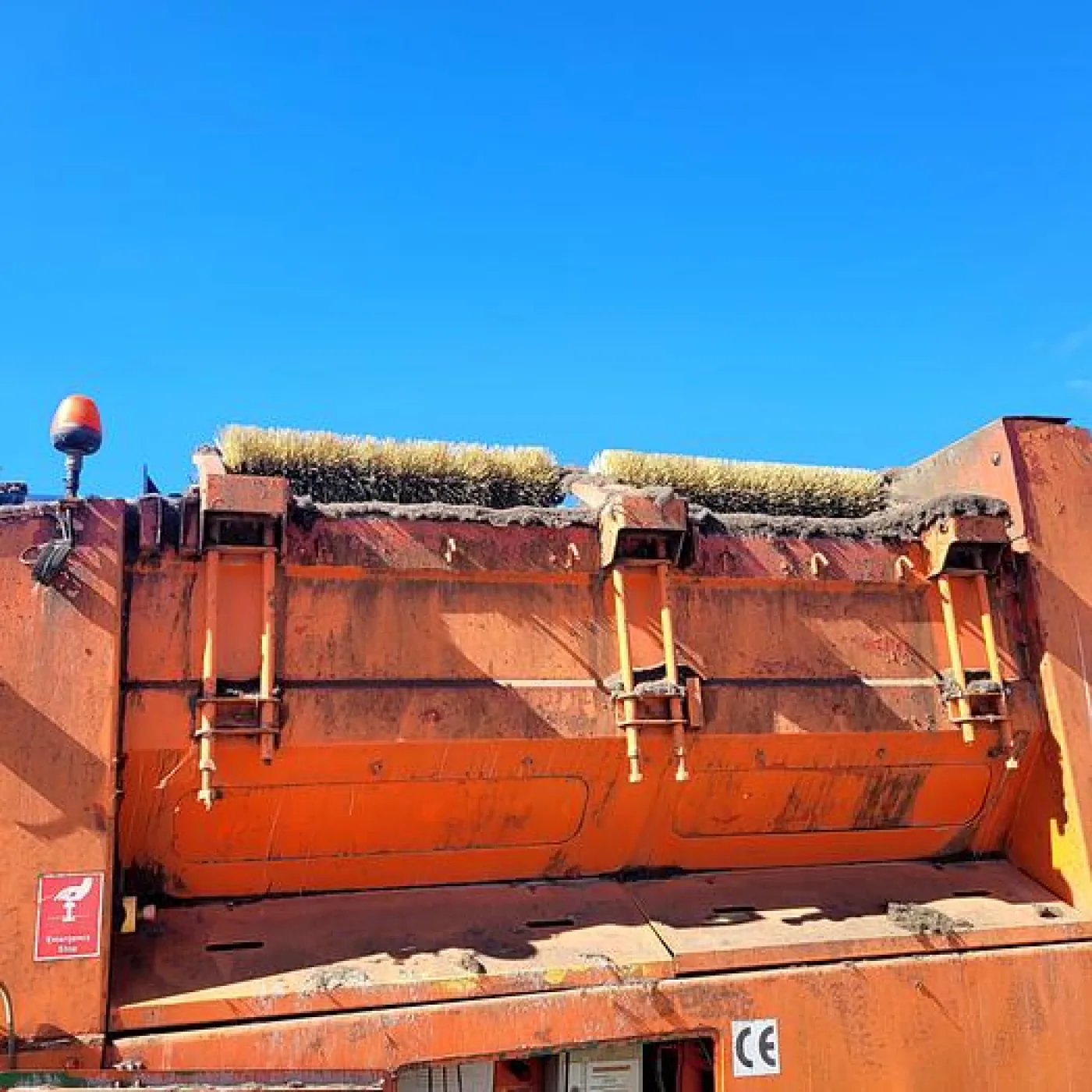 2007 McCloskey Bros MFG 512 Tracked Trommel Screener - 4