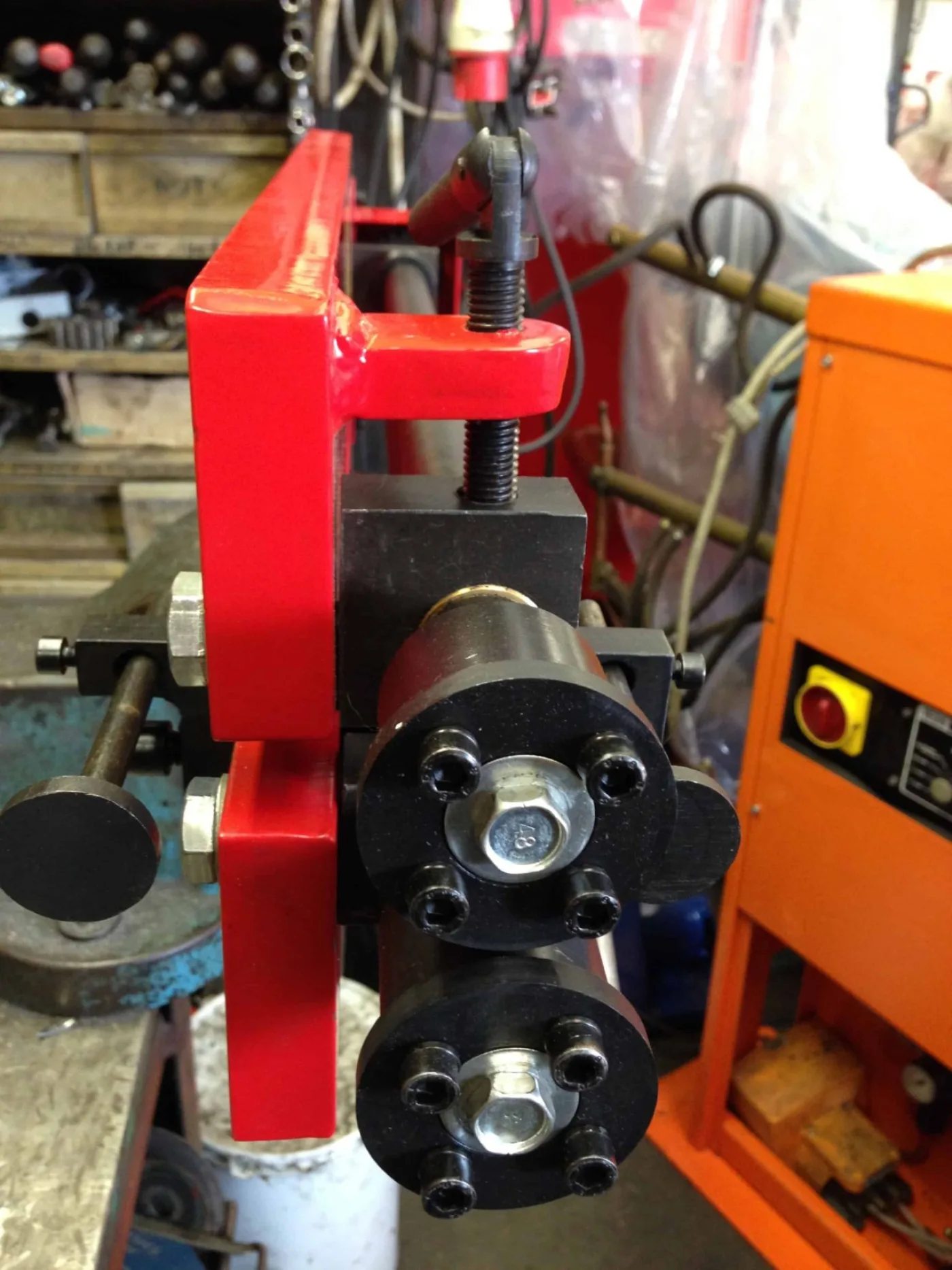 WNS Heavy Duty Manual Bead Roller 464mm - WNS - W. Neal Services Ltd - 7