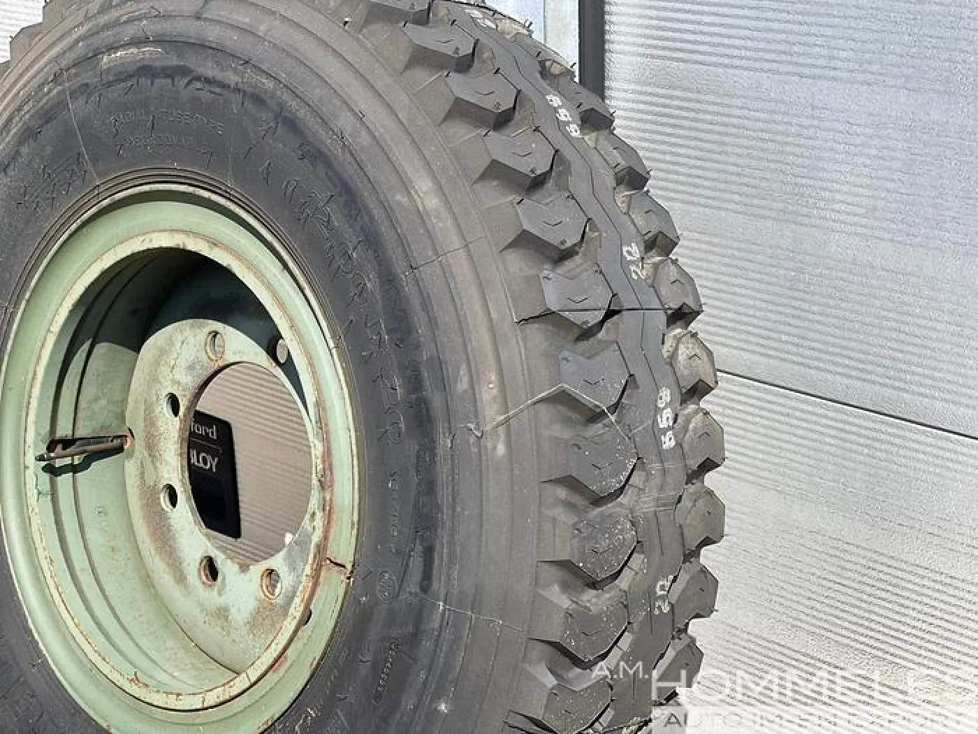 Pirelli AT75 12.00R20 - 2