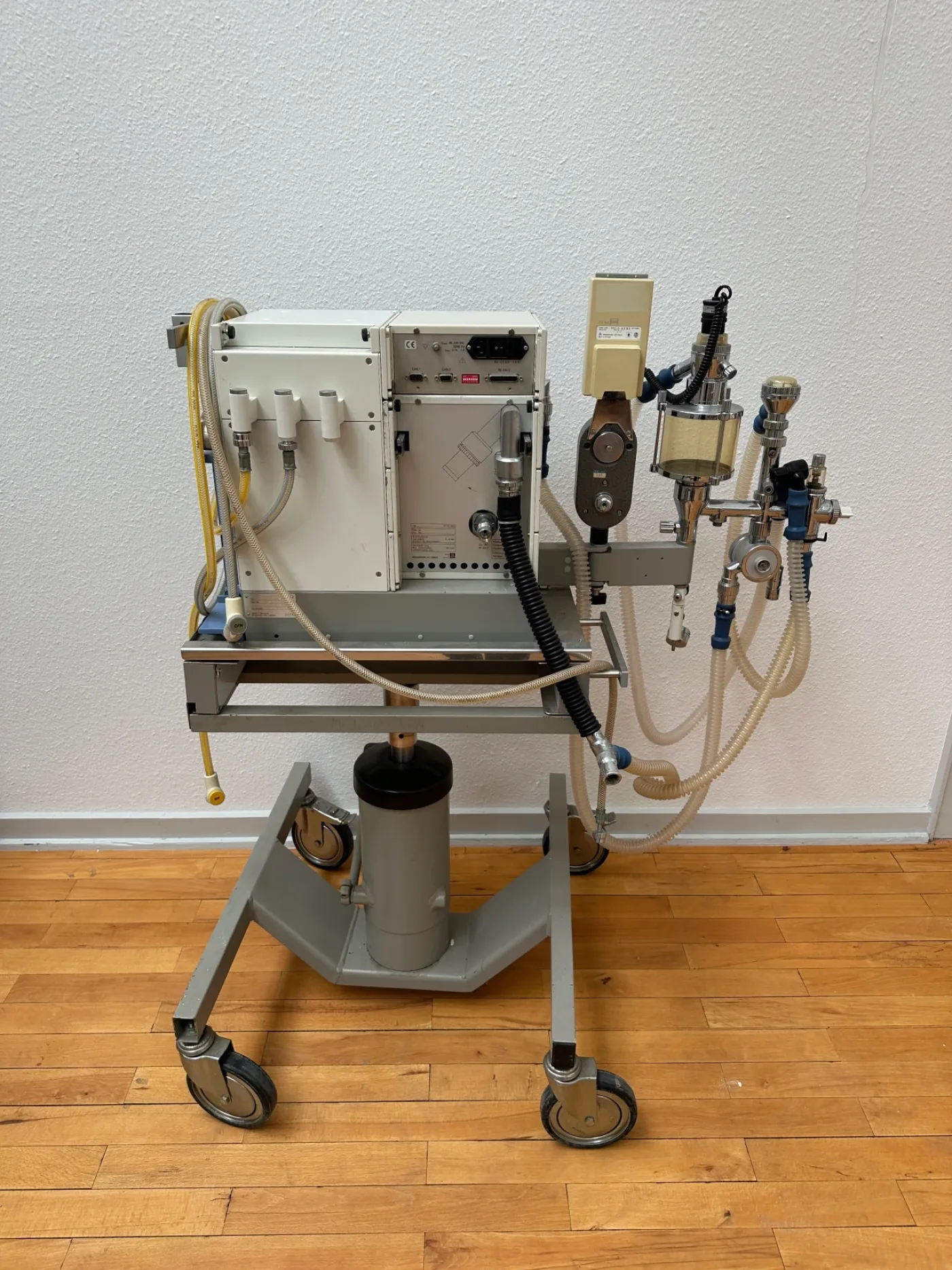 Dräger Sulla 808 VD Narkosebeatmungsgerät - 4