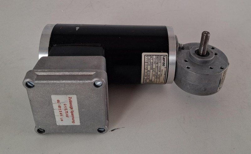 Lenze SSN25-1FVCR Getriebemotor mit Winkelgetriebe