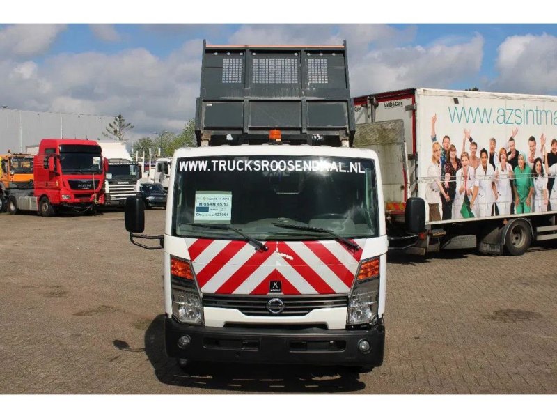 Nissan 45.13 45.13 + EURO 4 + C patent + tipper + MANUAL