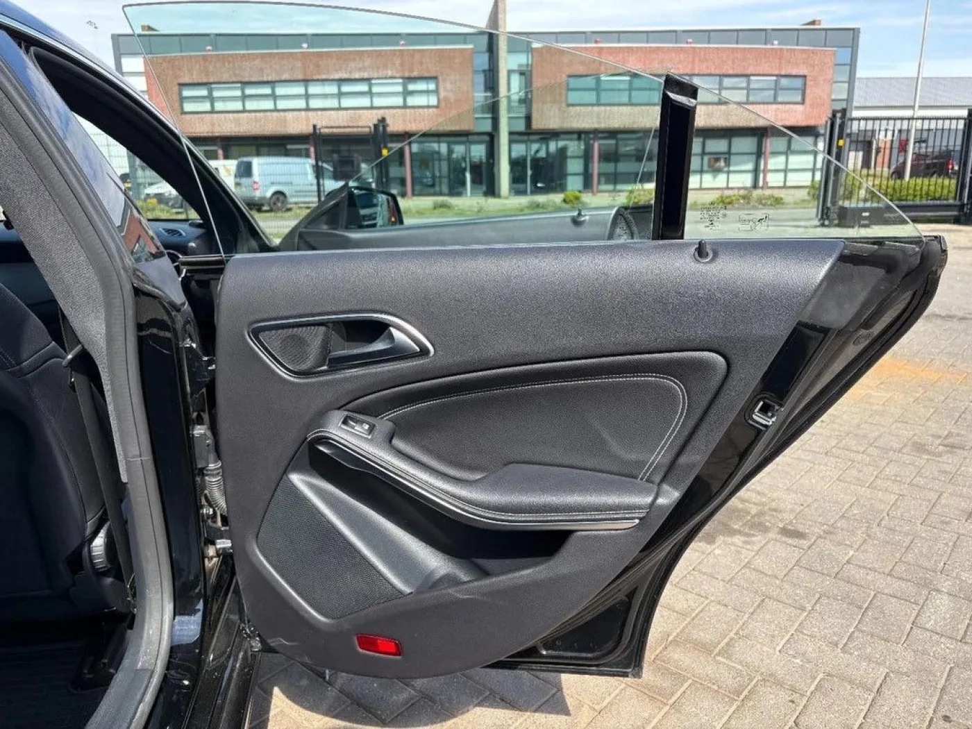 Mercedes-Benz CLA-Klasse 200 - 8