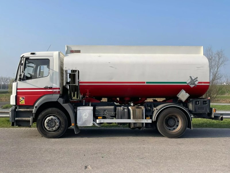 Mercedes Benz Axor 1829 13.500L Fuel Truck