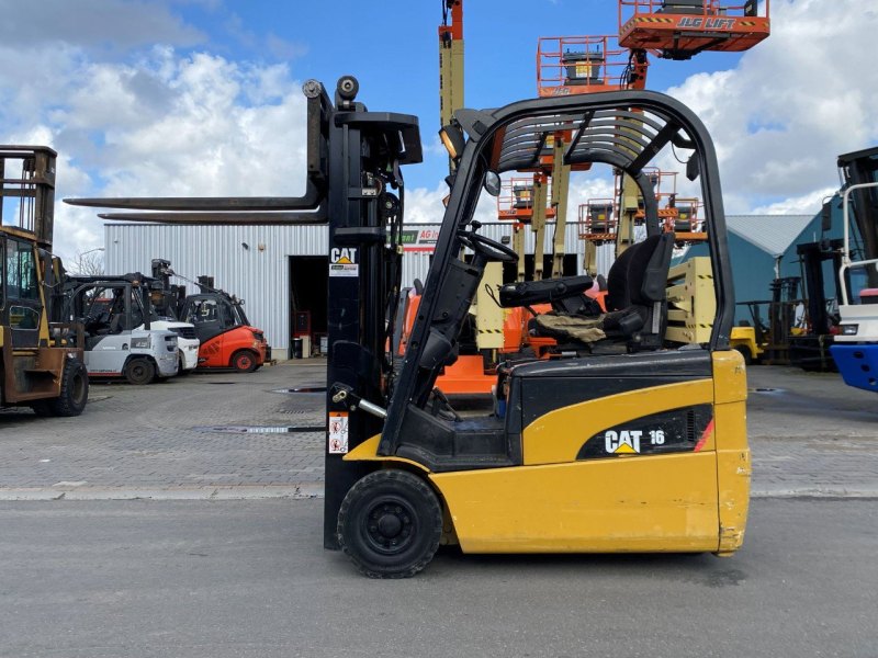 Caterpillar EP16NT