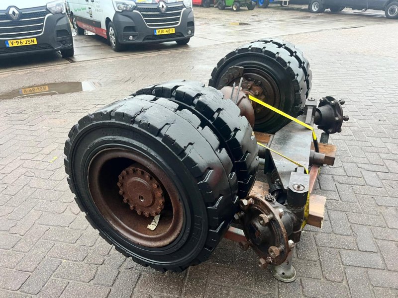 Nissan 7 ton