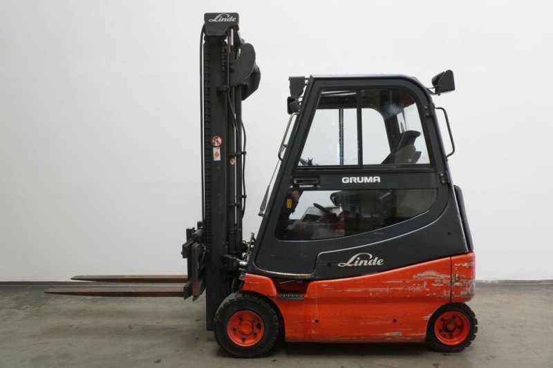 Frontstapler Linde E 20 336-02 (2008)