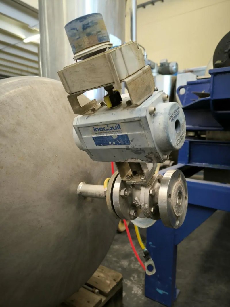 STAINLESS STEEL TANK 475 LITERS