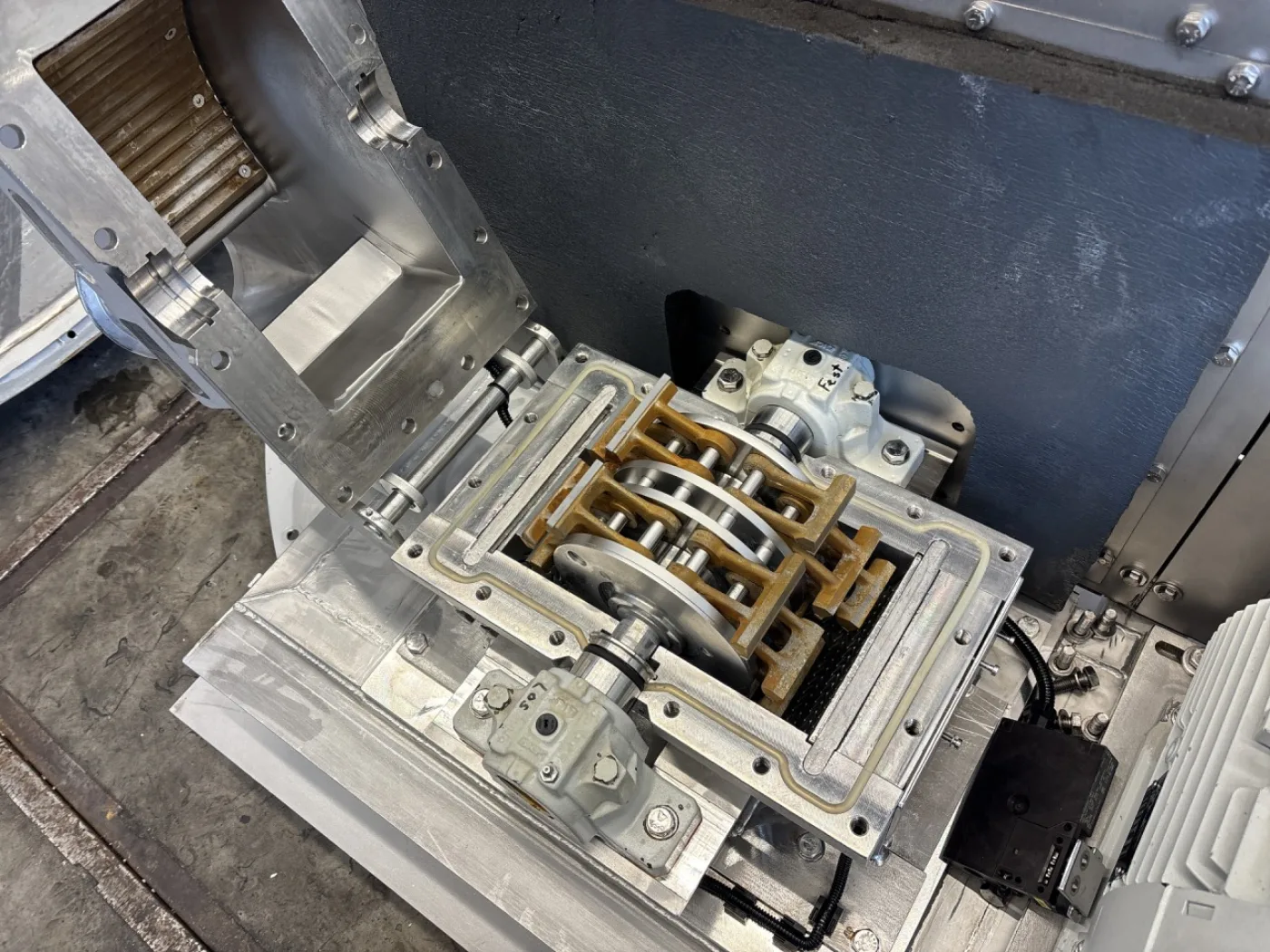 Hosokawa Alpine MP2-W — Cryogenic Milling Line - Hammer Mill - 3