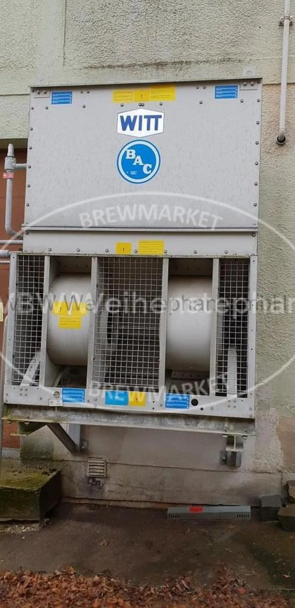 Evaporative condensator