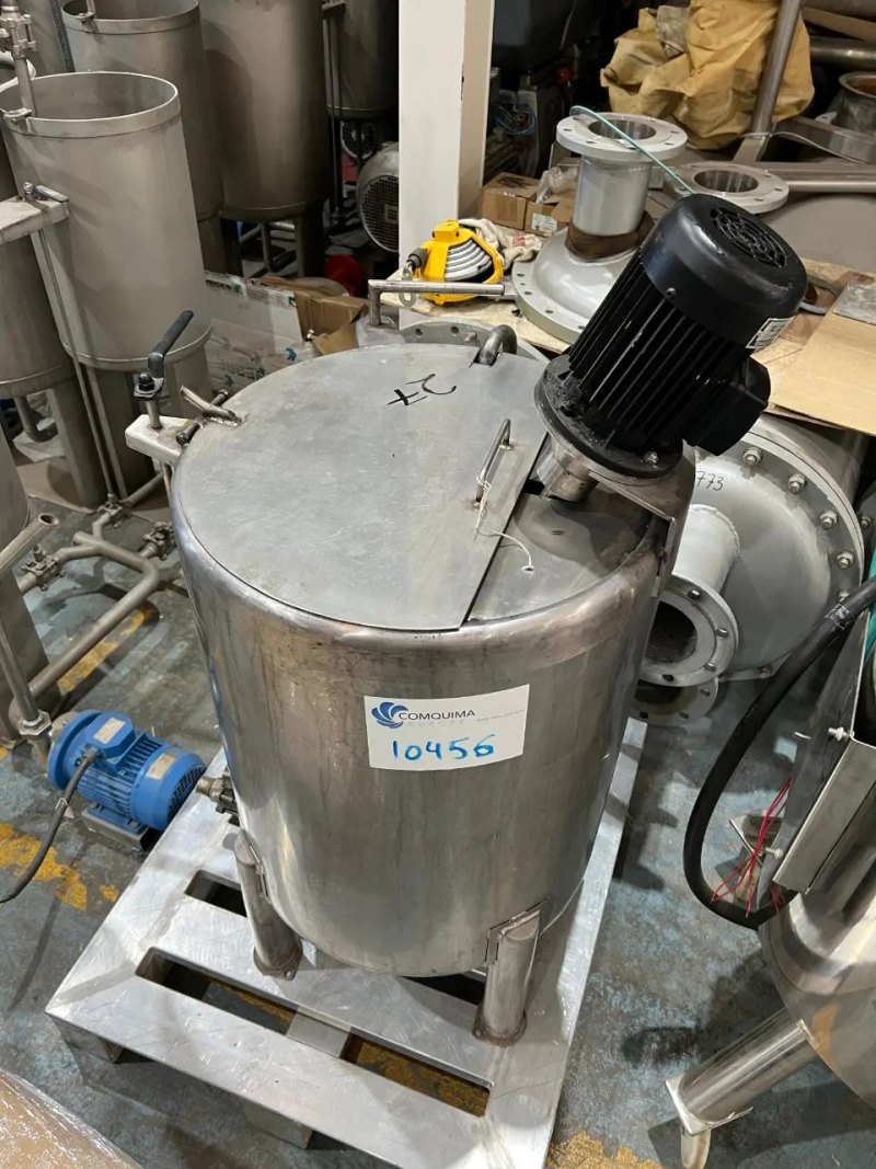 USED STAINLESS STEEL TANK WITH AGITATION CAPACITY 150 LITERS