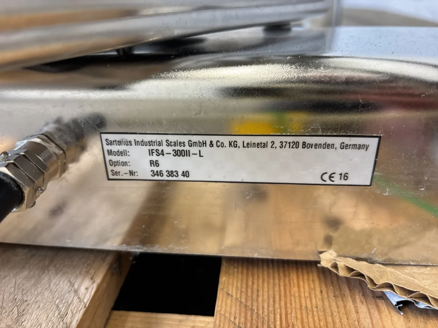 Pharmatech Floor Scale IFS4-300II-L - Miscellaneous - 1