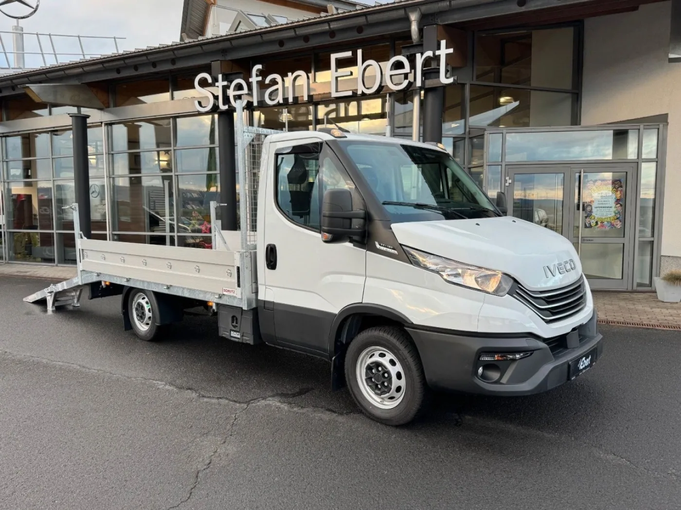 Iveco Daily 35S16 HA8 *Rampen*L3.500mm*Automatik*AHK* - 2