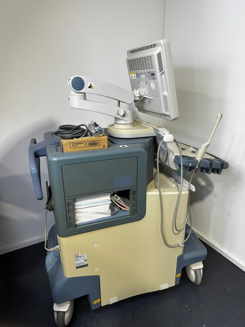 Toshiba Aplio XG Ultraschallfarbdoppler 2009
