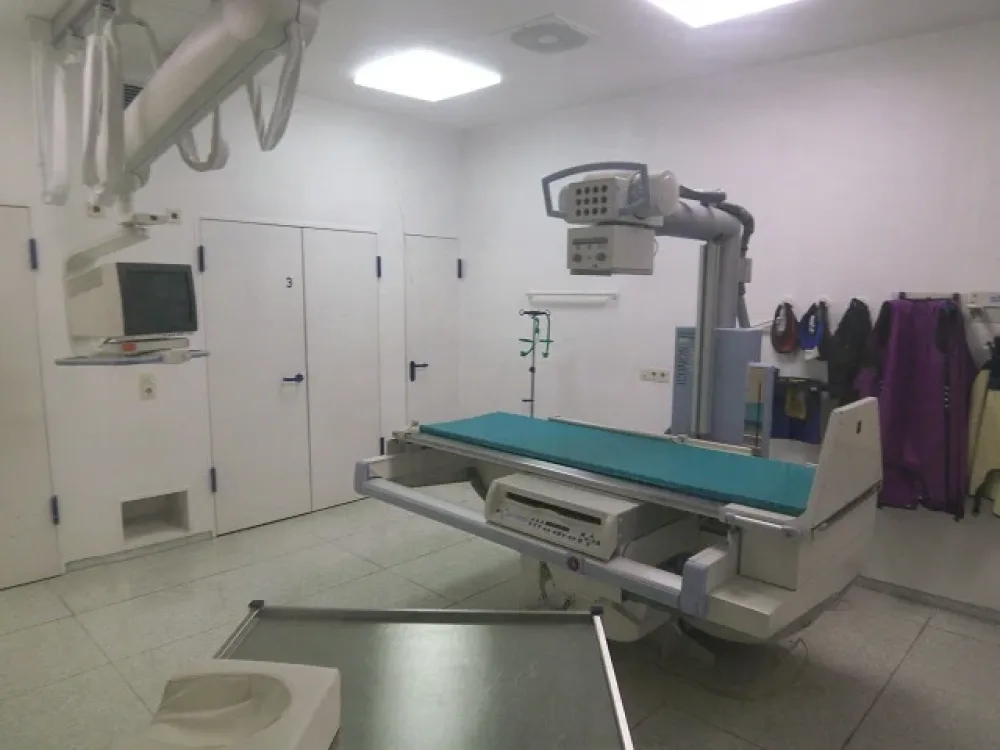 Siemens Axion Ikonos R 100 Röntgenanlage (Durchleuchtung)