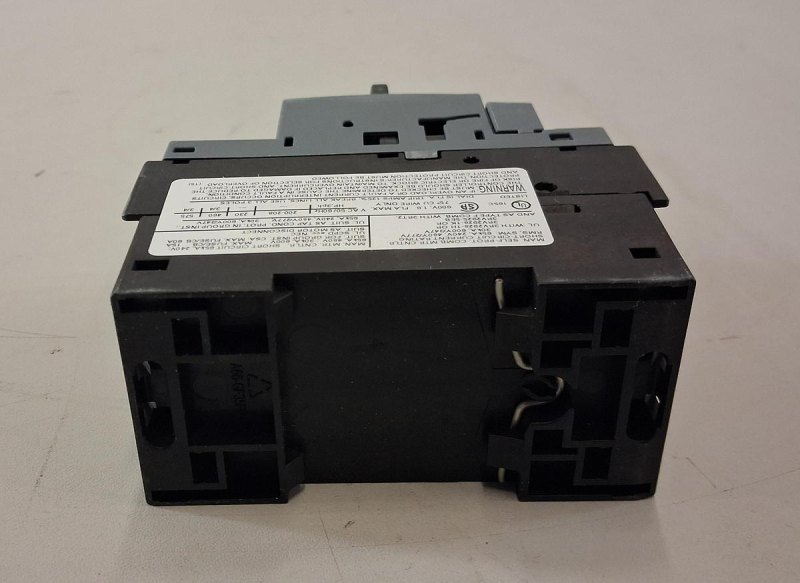 Siemens SIRIUS Motorschutzschalter 3RV2011-1AA15
