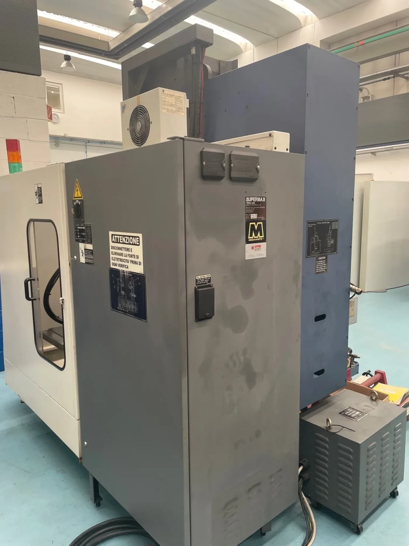 023145 - SUPERMAX YCM - V 65A - 8