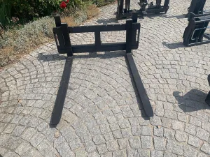 BIG Palettengabel 120cm mit Merlo ZM2 2 Tonnen