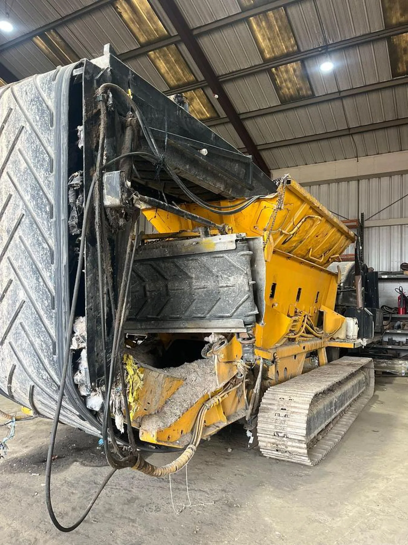 2016 TANA Shark 440DT Slow Speed Shredder - 4