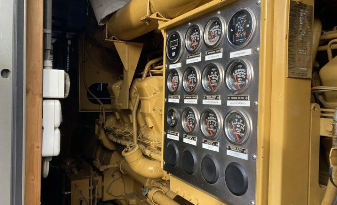 1994 CATERPILLAR D3516B / CAT. SR-4 DIESEL GEN. SET 2000 KVA - 4