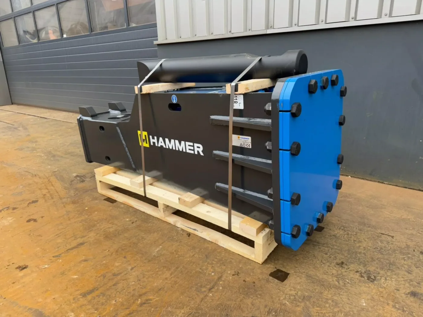 Hammer HS1700 fits 18-24 Ton excavator - 7
