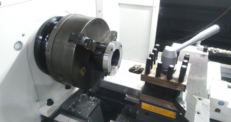 CNC Multifunktions-Drehmaschine FCL-2580