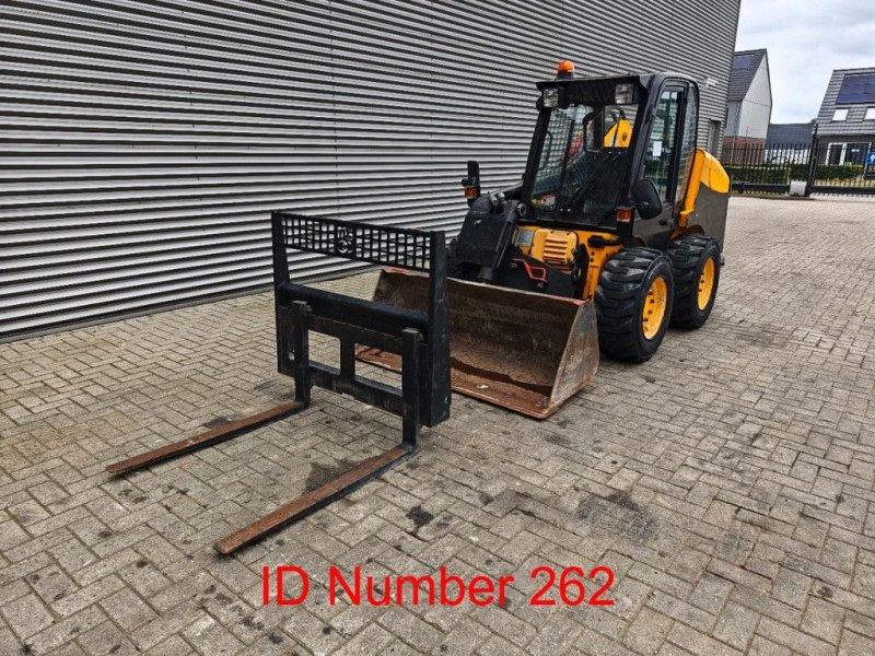 JCB 190 HF Löffel + Gabeln!