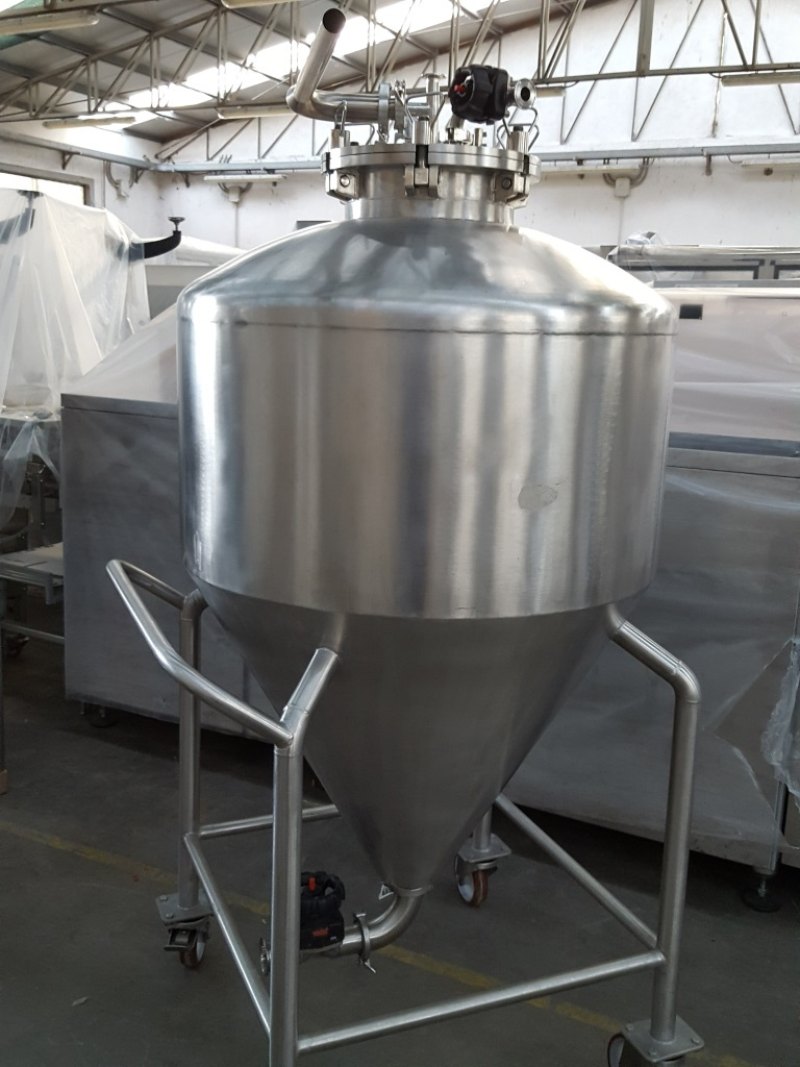 SERBATOIO INOX CARRELLATO – 500 L