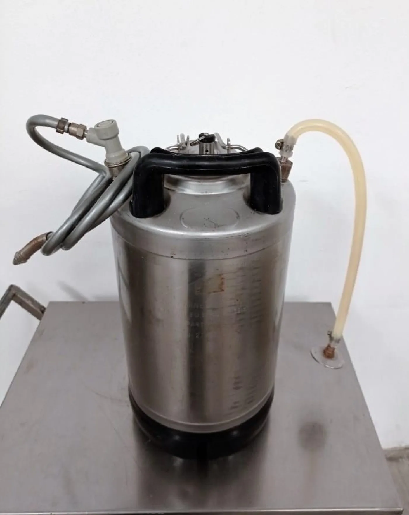 SERBATOIO MONTALIQUIDI – CORNELIUS – MOD. 11,35 L - 4
