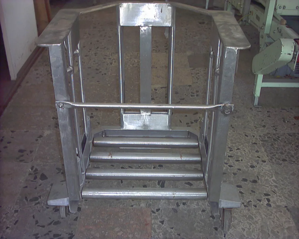 CARRELLO PORTAFUSTI IN ACCIAIO INOX