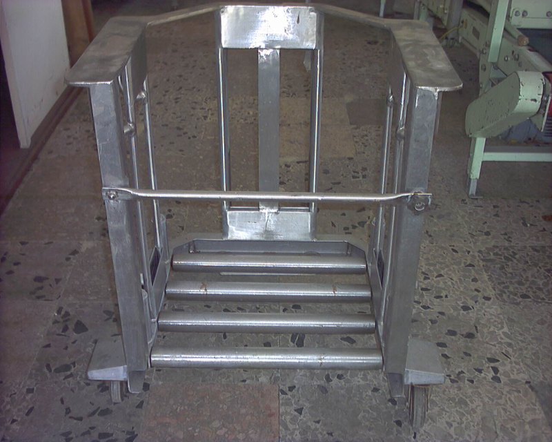 CARRELLO PORTAFUSTI IN ACCIAIO INOX