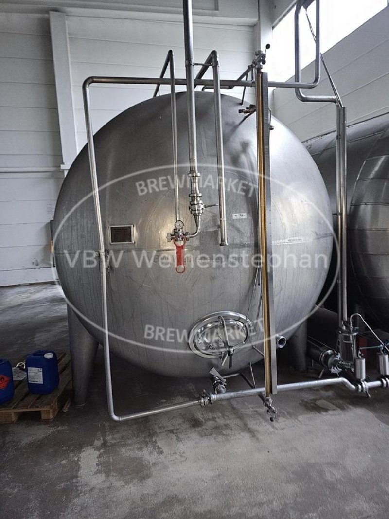 Storage tank