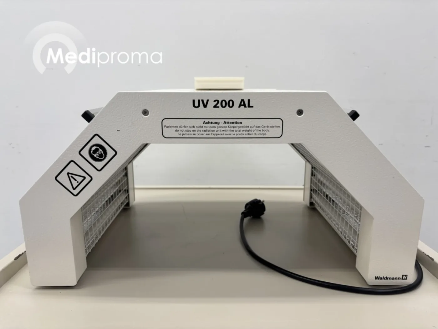 Waldmann UV181AL - UV200AL UV Therapy System - 1